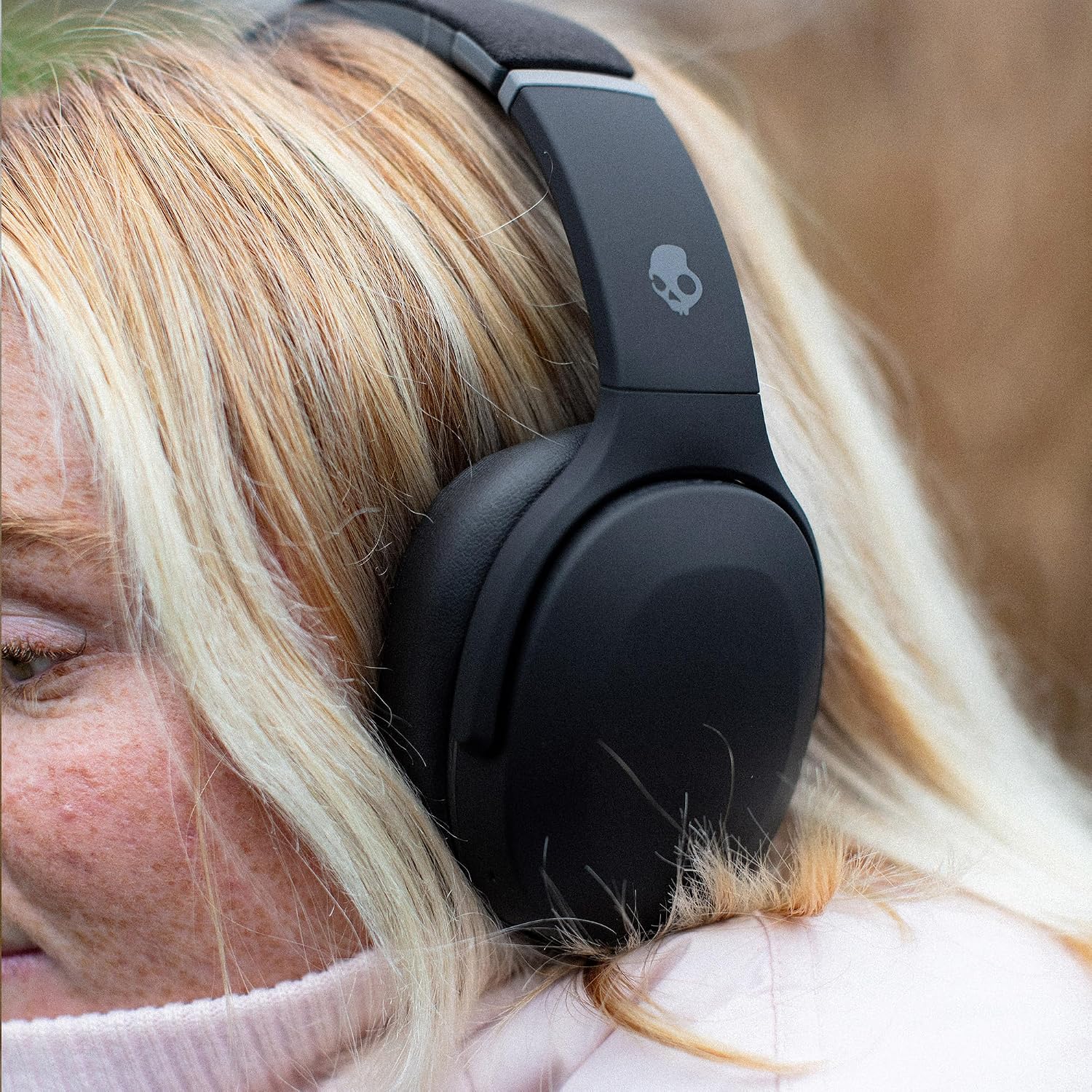 Skullcandy Crusher Evo Wireless Multi-Sensory Bass Headphones - True Black | Bluetooth. Noise Isolating Over-Ear Fit. 40 Hours Battery. Microphone. Working Out. Gym. Travel. Studying. Music