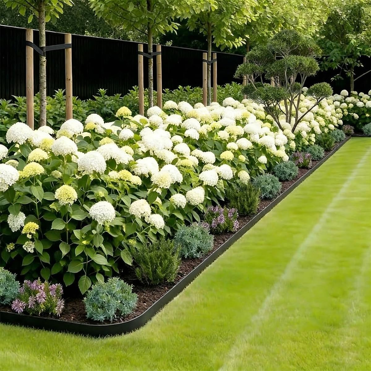 Landscape Edging Border 120FT. 4IN Tall Plastic Garden Edging | Lawn Edging Kit with 180pcs Spikes. Tool-Free Flexible Edge Border for Yard. Flowerbeds. Tree Surrounds. Pathway. Black