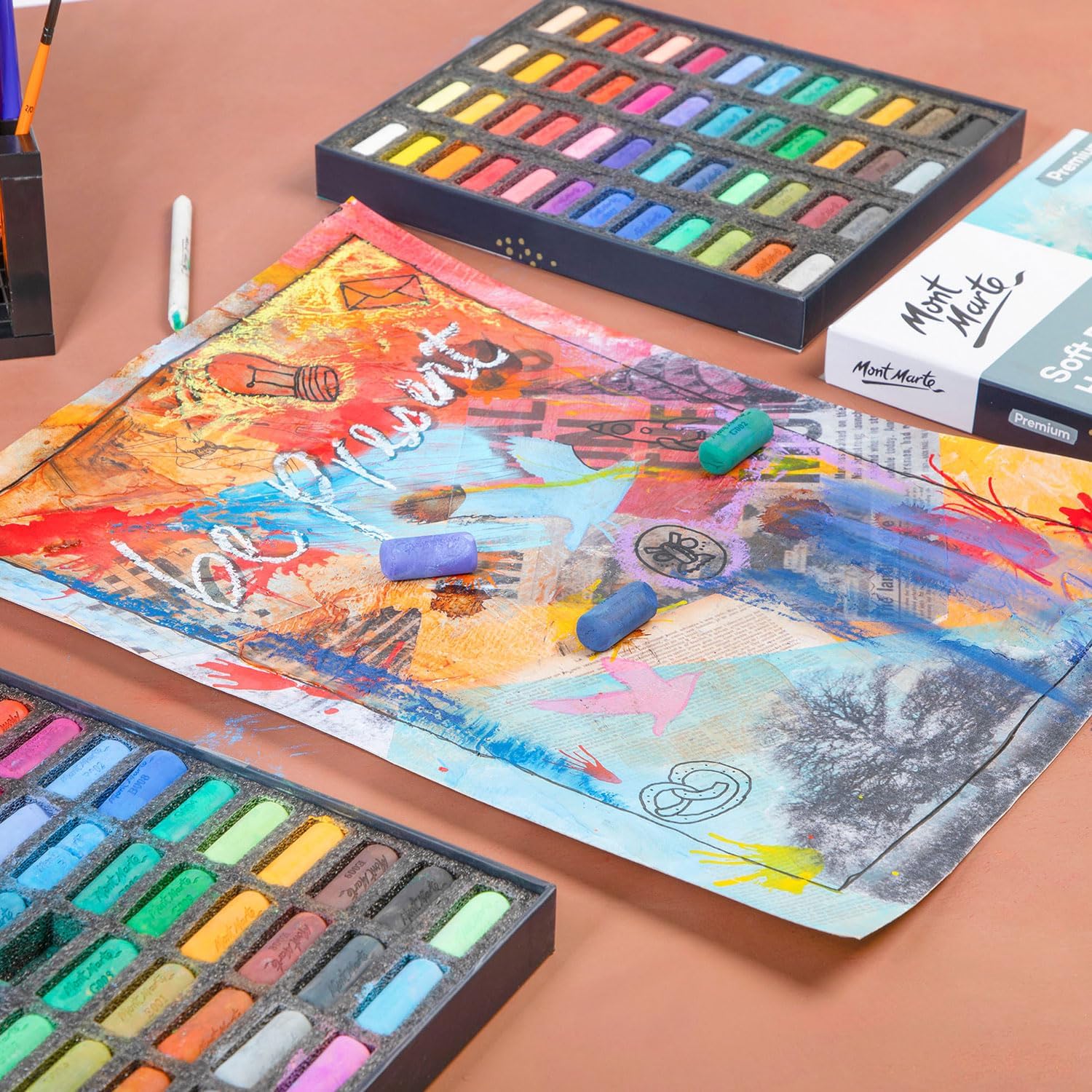 Mont Marte Soft Pastel Half Sticks 72pc. Pastels Art Supplies. Artist Quality Pastels. Extra Soft and Smooth Texture. Ideal for Professional Level Artwork